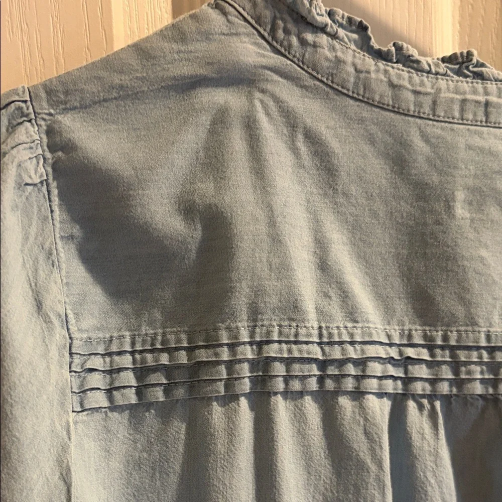 Talbots Light Blue Button-Up Top - Picture 3 of 6